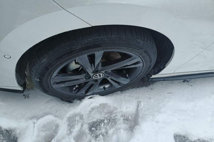 Used Volkswagen Golf 2023 Facelift 280TSI DSG R-Line Lite
