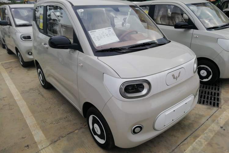 Used Wuling Hongguang MINIEV 2024 3rd Generation 215km Youth Edition