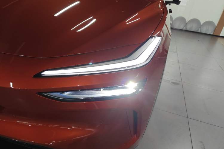 Used ONVO L60 2024 60 kWh Rear-Drive Version