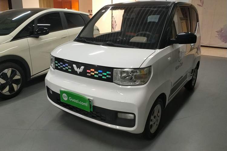 Used Wuling Hongguang MINIEV 2021 Macaron Premium Model – Lithium-NMC