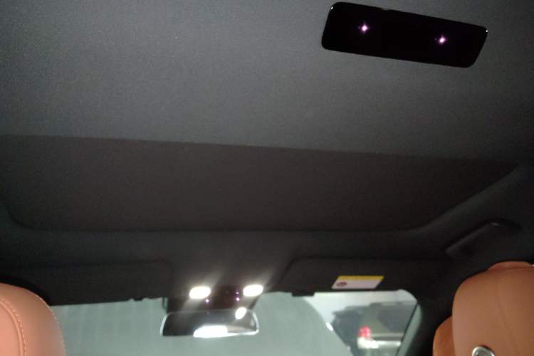 Used Li Auto L8 2023 Pro Model
