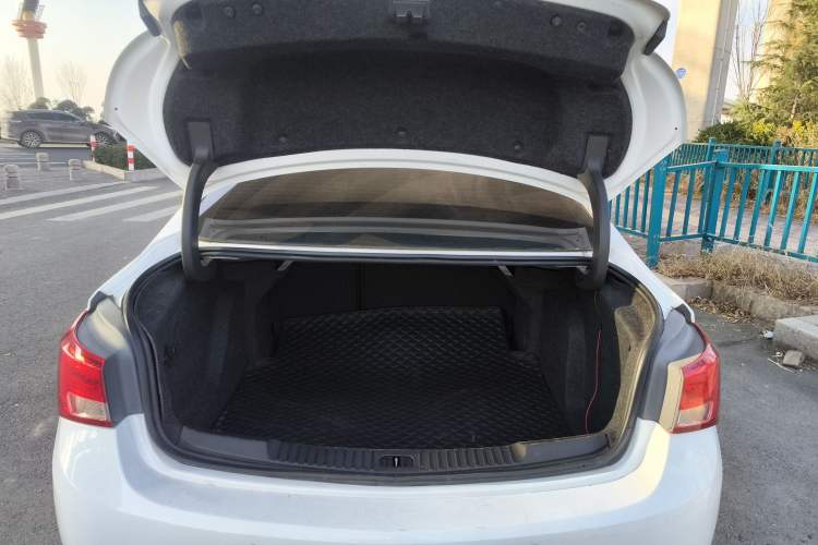 Used Buick Verano 2019 Sedan 15S Automatic Leading Model
