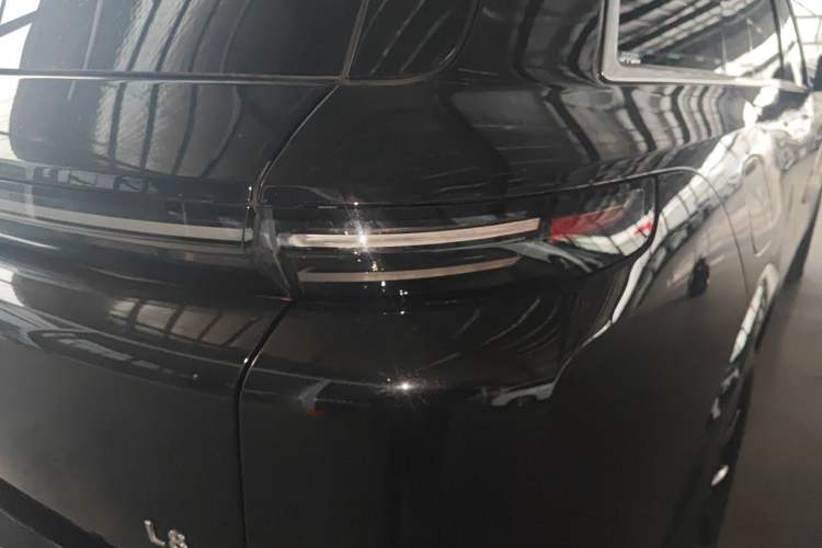 Used Li Auto L8 2023 Air model