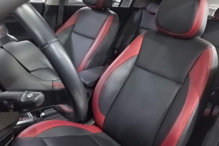 Used Kia KX Cross 2019 1.6L Automatic Dynamic Sunroof Version China VI