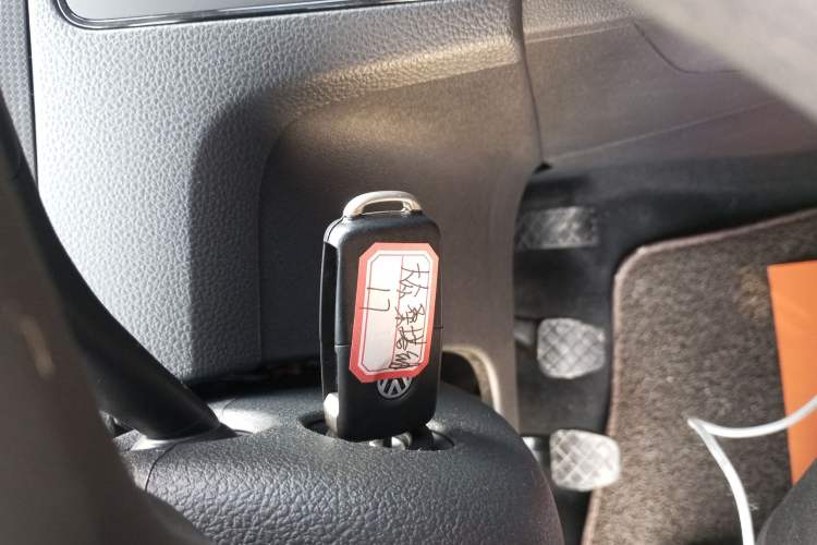 Used Volkswagen Santana 2016 1.6L Manual Fashion Edition