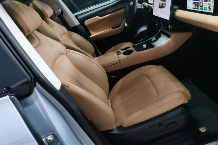 Used Leapmotor C11 2024 All-Electric 580 Luxury Edition
