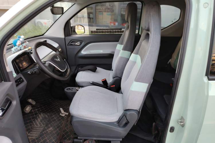 Used Wuling Hongguang MINIEV 2021 Macaron Fashion Model Lithium Iron Phosphate