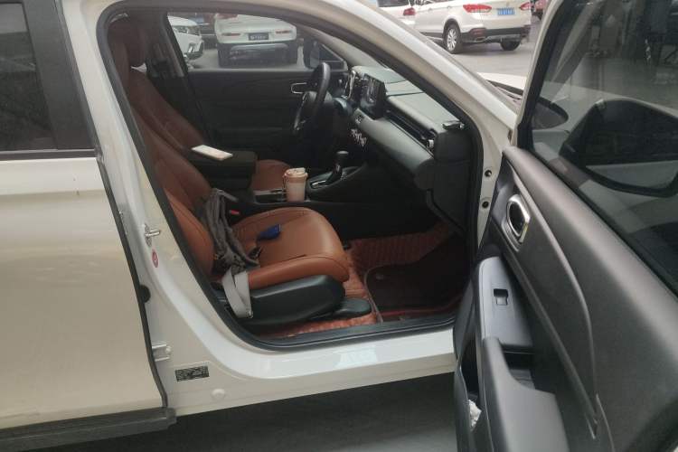 Used Honda Vezel 2023 1.5L CVT Elite Edition
