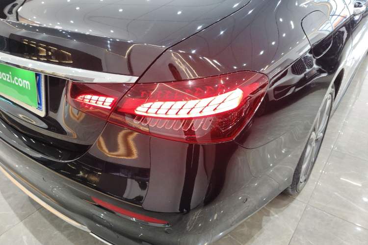 Used Mercedes-Benz E-Class 2021 E 300 L Sporty and Stylish Model
