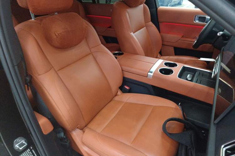 Used Li Auto L8 2024 PRO Model
