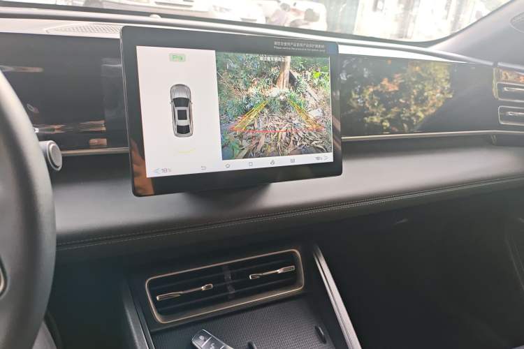 Used BYD Qin L 2024 DM-i 80KM Leading Model
