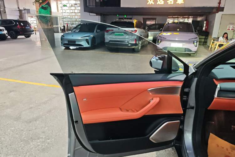 Used ONVO L60 2024 60 kWh Rear-Drive Version
