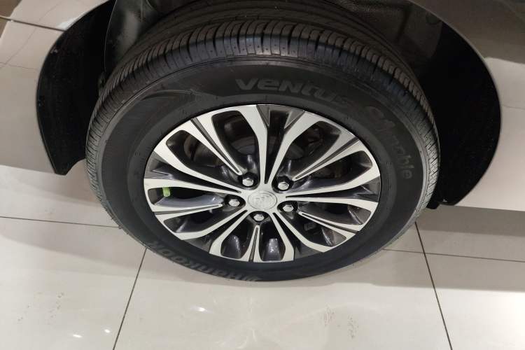 Used Buick GL8 2022 Land Business Class 652T Luxury Model