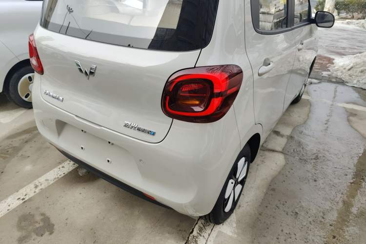 Used Wuling Hongguang MINIEV 2025 Four-Door Version Advanced Edition