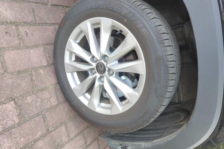 Used Toyota Corolla Cross 2024 2.0L Pioneer Edition
