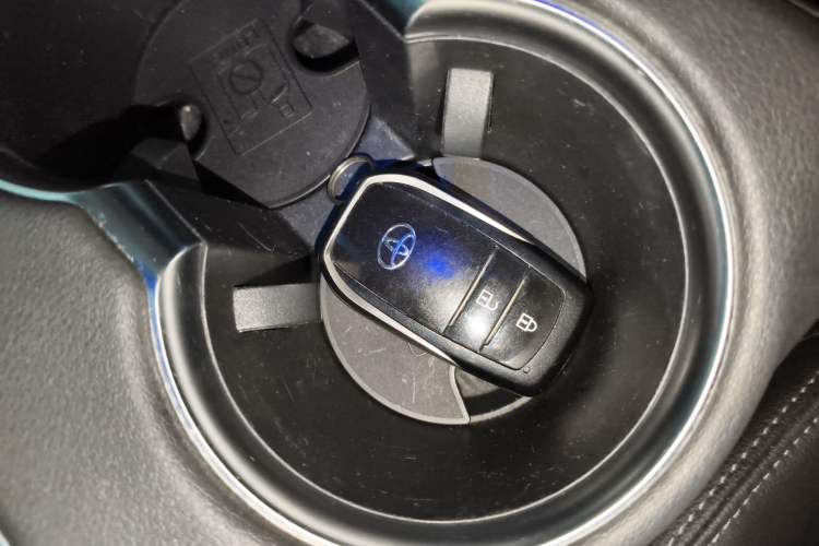 Used Toyota Harrier 2022 2.0L CVT Two-Wheel Drive Deluxe Edition