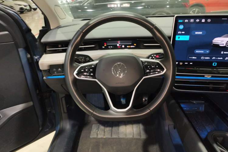 Used Volkswagen ID.7 VIZZION 2024 AIR model
