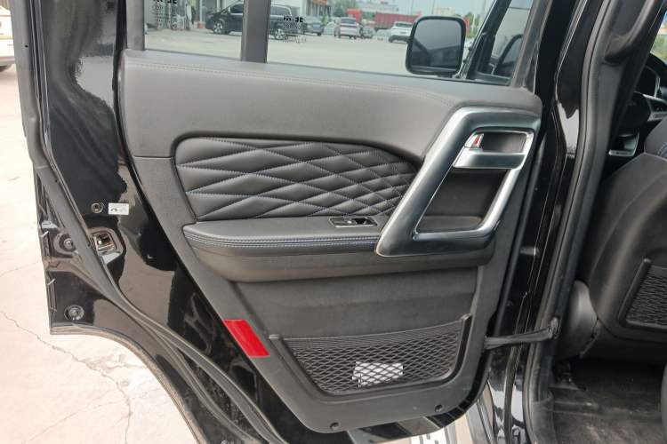 Used Beijing Auto BJ40 2020 2.0T Automatic Four-Wheel Drive Urban Hunter Edition Chivalrous Type
