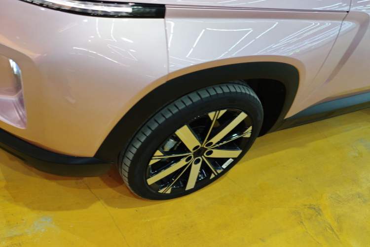 Used Geely Auto icon 2023 1.5TD Chocolate Smoothie Edition
