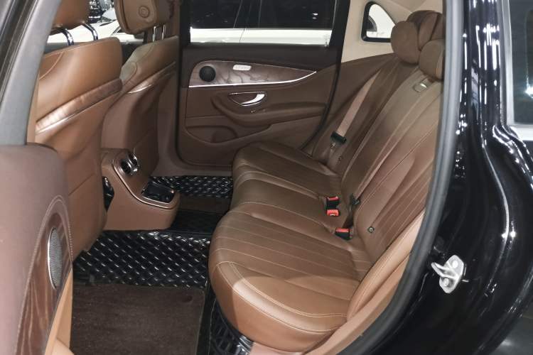 Used Mercedes-Benz E-Class New Energy 2021 E 350 e L Plug-in Hybrid Sedan