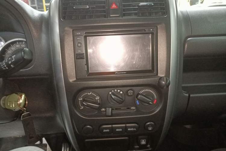 Used Suzuki Jimny 2015 1.3 AT JLX