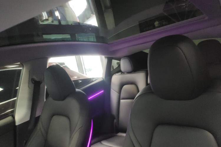 Used Tesla Model Y 2024 Rear-Wheel-Drive Version
