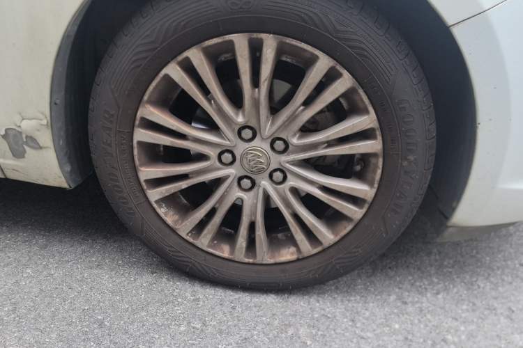 Used Buick GT 2015 15N Automatic Elite Version
