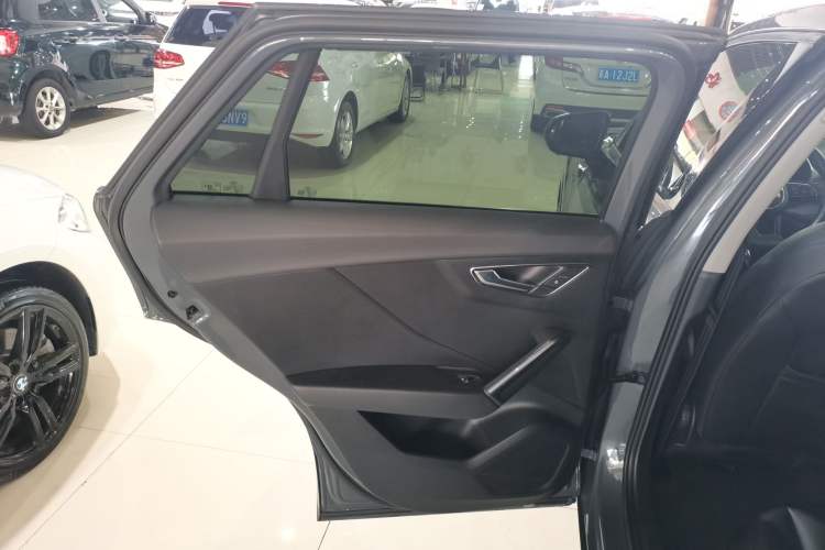 Used Audi Q2L 2018 35 TFSI Launch Exclusive Edition China VI
