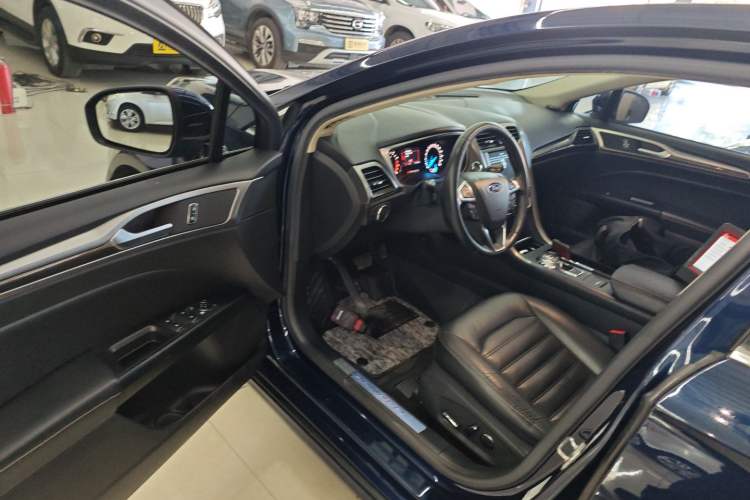 Used Ford Mondeo 2017 EcoBoost 200 Stylish Model
