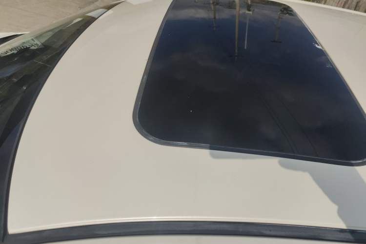 Used Nissan Tiida 2016 1.6L CVT Cool Dynamic Edition