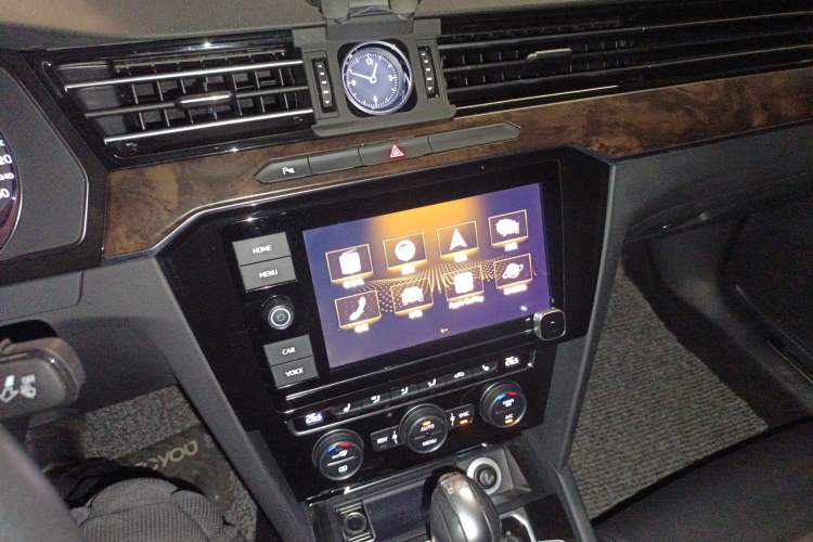 Used Volkswagen Magotan 2019 330TSI DSG Luxury Model China V Standard
