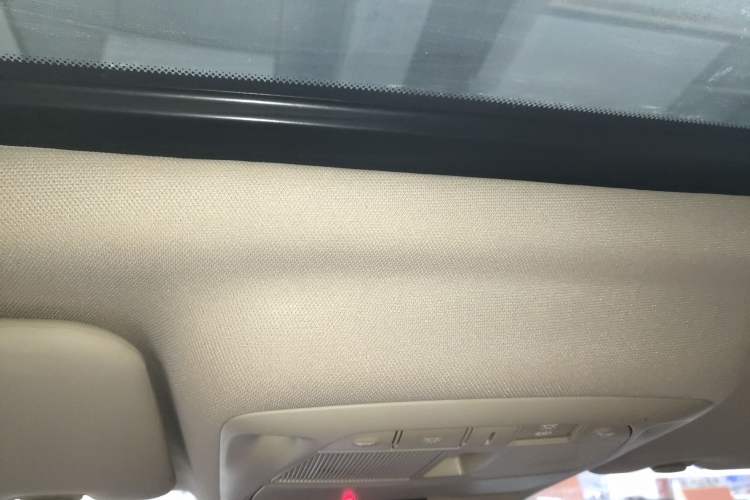 Used Renault Koleos 2017 2.5L Four-Wheel Drive Premium Edition