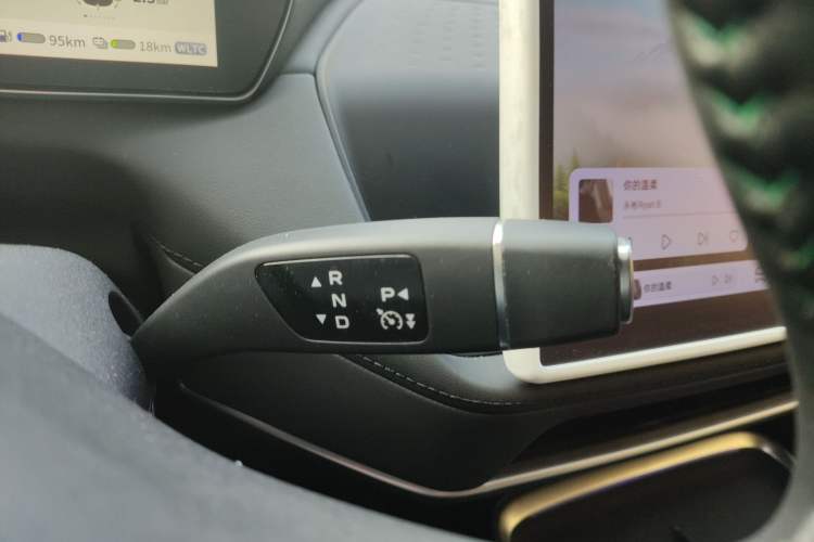 Used  SL03 2024 135Plus Glory Edition
