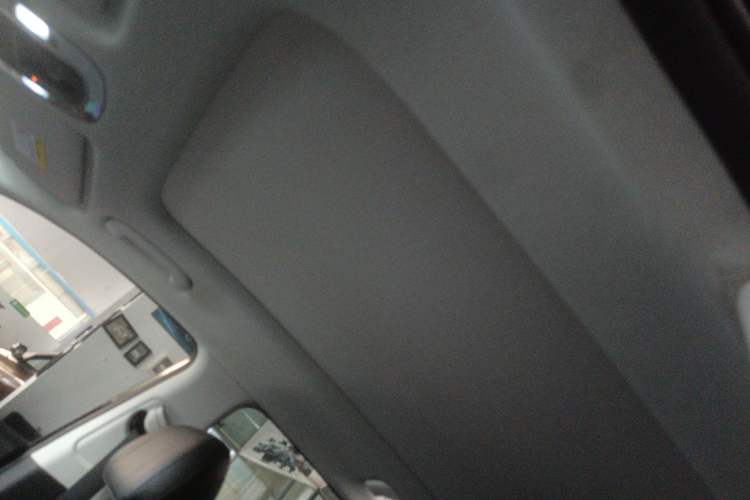 Used Hyundai ix35 2023 Musso 2.0L Prestige LUX Edition
