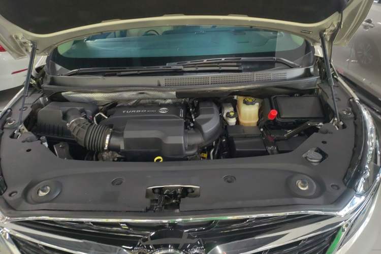 Used Buick GL8 2022 ES Landtrek 653T Luxury Edition
