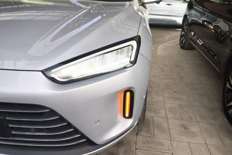 Used Hima AITO M5 2022 Extended-Range Four-Wheel Drive Performance Version
