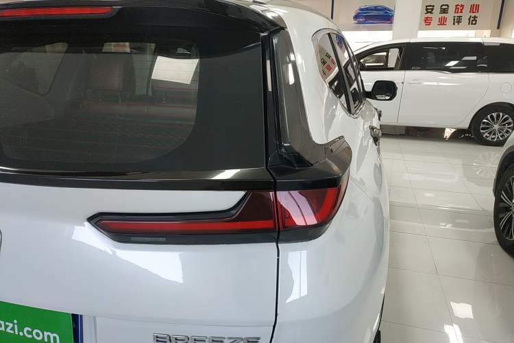 Used Honda Breeze 2021 240TURBO CVT Front-Wheel Drive Elite Edition
