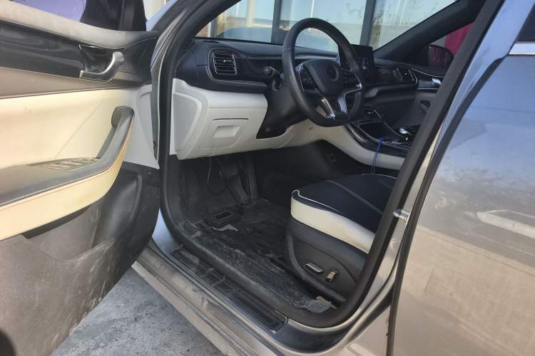 Used BYD Qin PLUS 2021 EV 400KM Luxury Model