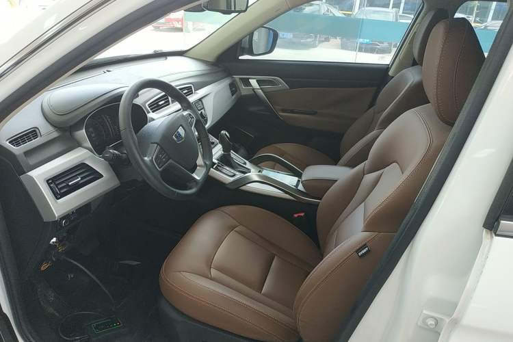 Used Geely Auto Emgrand X7 Sport 2016 1.8TD Automatic ZhiZun Version
