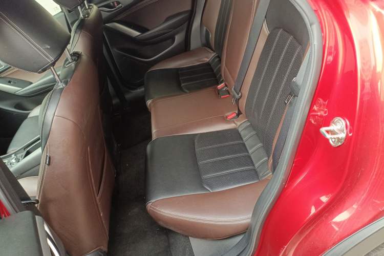 Used Mazda CX-4 2018 2.0L Automatic Two-Wheel Drive Blue Sky Dynamic Version China VI Standard