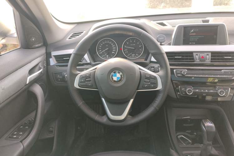 Used BMW X1 2018 sDrive20Li Leading Model
