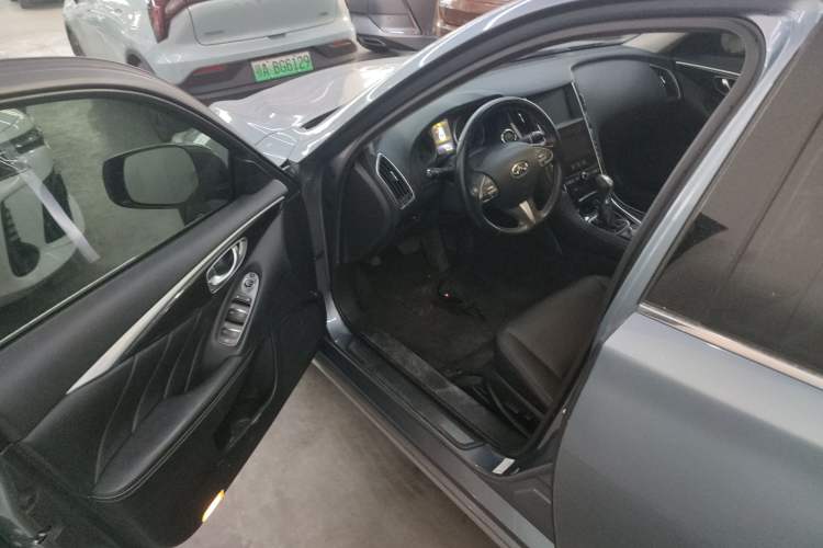 Used Infiniti Q50L 2016 2.0T Comfort Edition