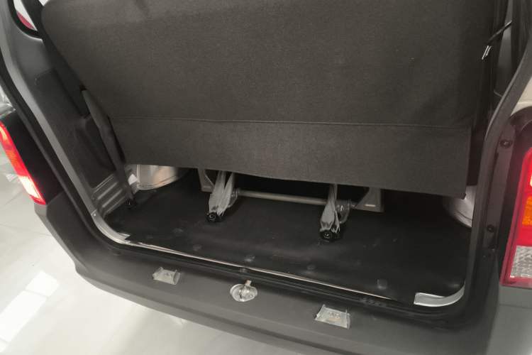 Used Wuling Zhiguang 2023 1.5L Practical Version 5/7 Seats
