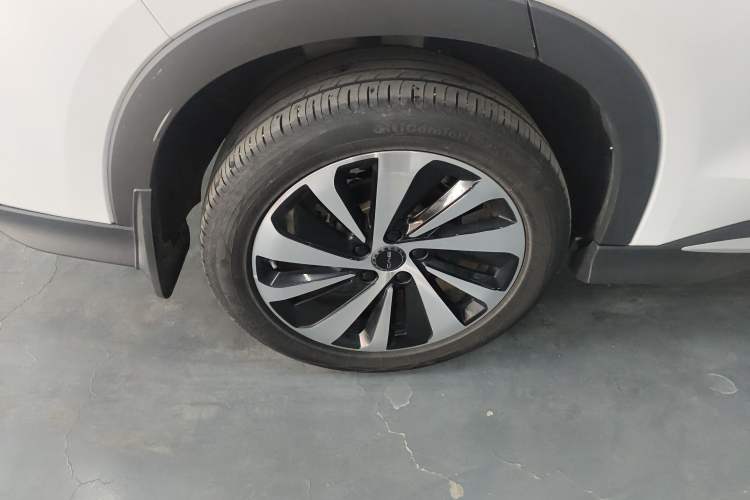 Used BYD Song PLUS New Energy 2024 Honor Edition EV 520km Premium Model
