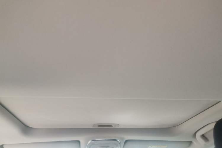 Used BYD Tang 2018 2.0T Automatic SmartConnect Luxury Edition 5 Seats China V Standard
