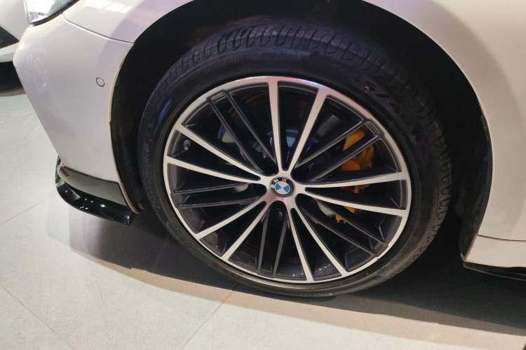 Used BMW 5 Series 2023 530Li Leading Model M Sport Package
