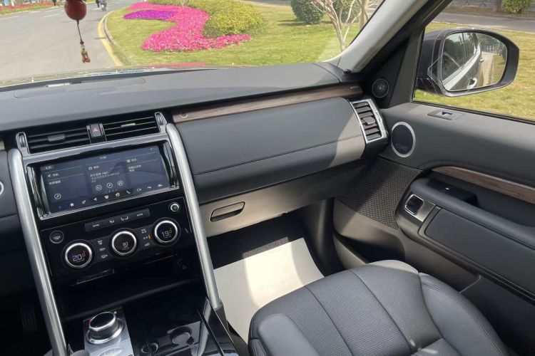 Used Land Rover Discovery 2017 3.0 SC V6 HSE
