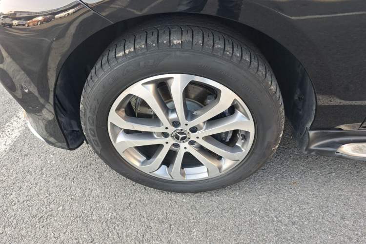 Used Mercedes-Benz GLE 2017 GLE 320 4MATIC Dynamic Model