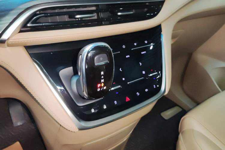 Used Buick GL8 2020 ES Land Cruiser 653T Luxury Model