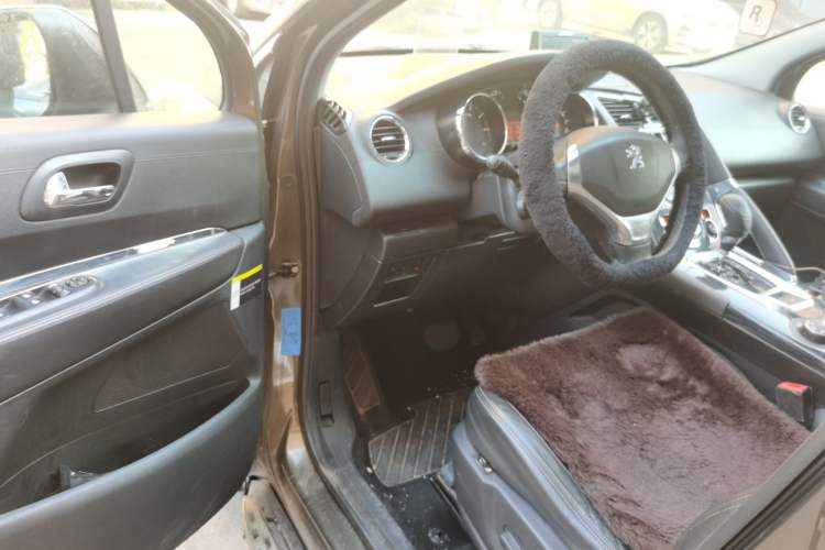 Used Peugeot 3008 2013 1.6THP Automatic Prestige Edition
